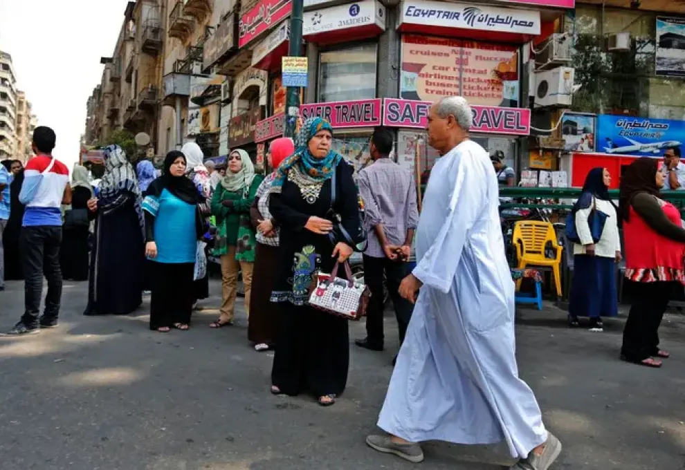 مصر تستهدف خفض نسبة السكان تحت خط الفقر إلى 30% في هذا الموعد