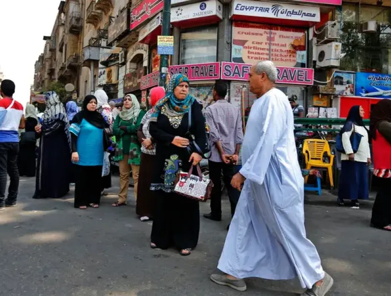 مصر تستهدف خفض نسبة السكان تحت خط الفقر إلى 30% في هذا الموعد